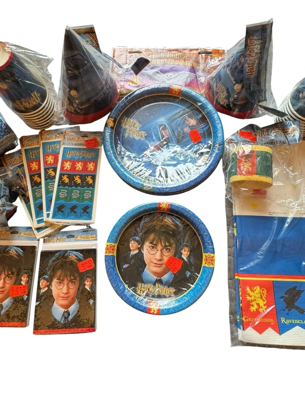 Harry Potter Party Supplies Set - Extra Large Lot for 16 kids - Picture 3 of 11